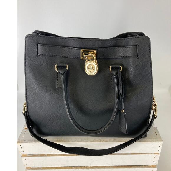 MICHAEL KORS HAMILTON LARGE SAFFIANO LEATHER SHOULDER BAG - Picture 1 of 10